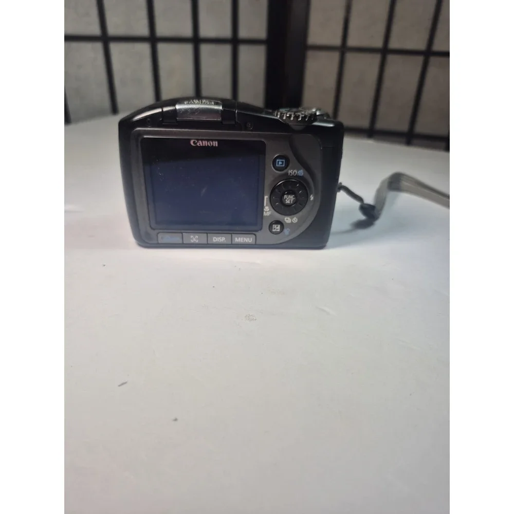 Canon PowerShot SX100 IS Compact 8.0MP Black 10x Zoom 2.5
